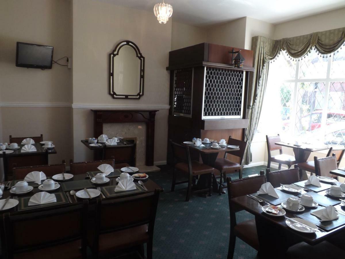 Отель Ashleigh House Ковентри Экстерьер фото