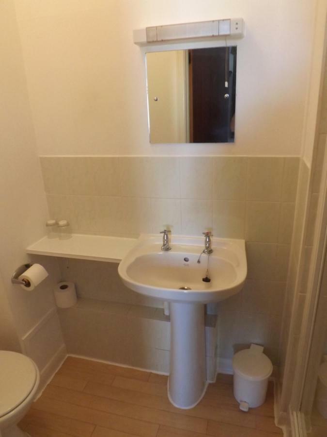 Отель Ashleigh House Ковентри Экстерьер фото