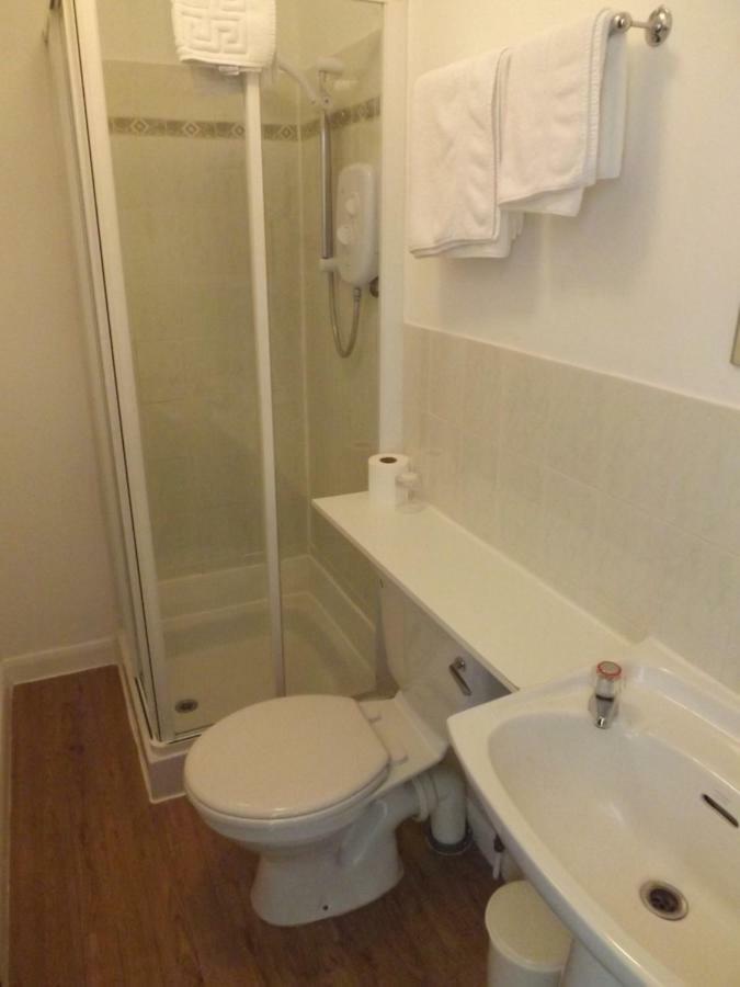 Отель Ashleigh House Ковентри Экстерьер фото